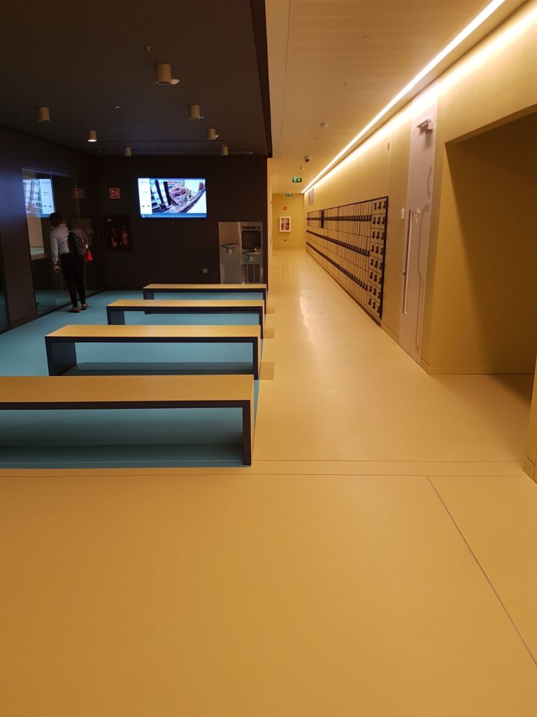 Polyurethane Comfort Floor with clean, reflective surfac
