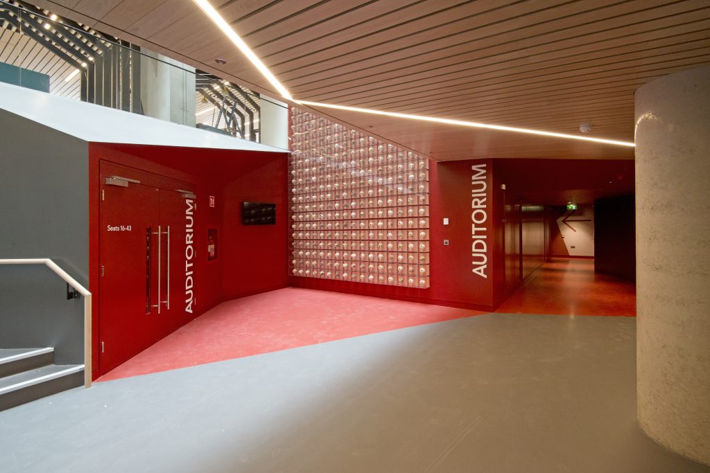 Polyurethane Comfort Floor with slip-resistant texture