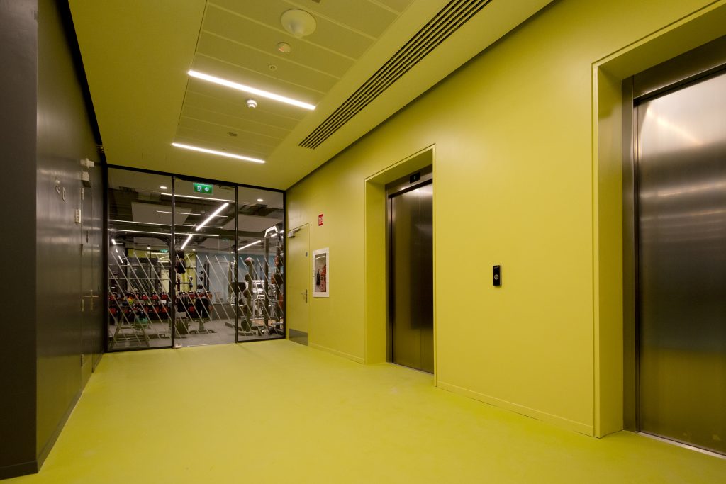 Smooth polyurethane Comfort Floor with bright, clean surface